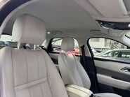 Land Rover Range Rover Velar 2.0 Range Rover Velar SE D180 Auto 4WD 5dr 53
