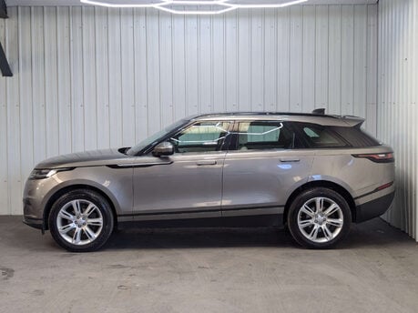 Land Rover Range Rover Velar 2.0 Range Rover Velar SE D180 Auto 4WD 5dr 17