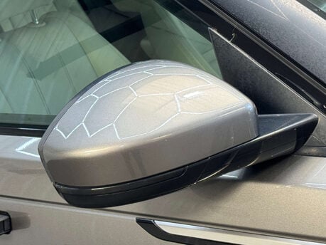 Land Rover Range Rover Velar 2.0 Range Rover Velar SE D180 Auto 4WD 5dr 26