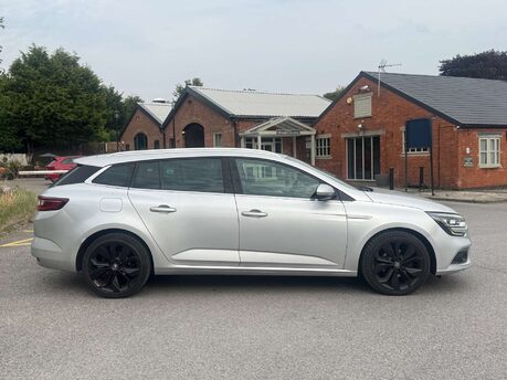 Renault Megane 1.5 Megane Signature Nav dCi Auto 5dr 9