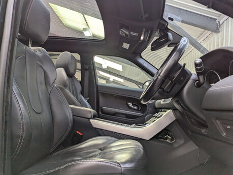 Land Rover Range Rover Evoque 2.2 Range Rover Evoque Dynamic Luxury SD4 Auto 4WD 5dr 53