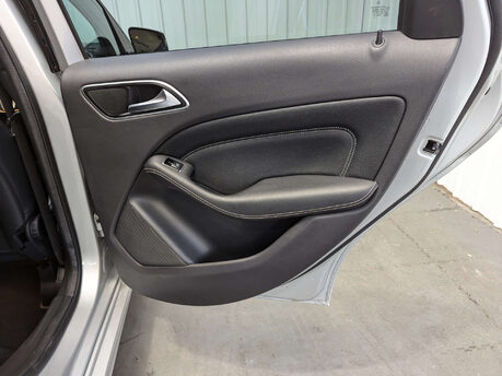 Mercedes-Benz B Class 1.5 B180 Sport CDi BlueEfficiency Auto 5dr 65