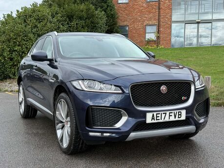Jaguar F-Pace 3.0 F-PACE V6 S AWD i Auto 4WD 5dr