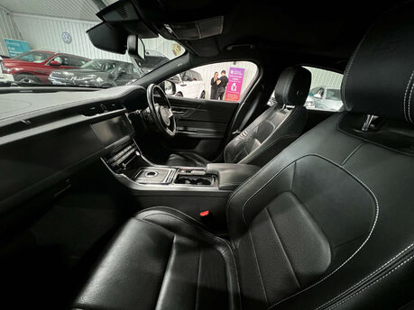 Jaguar XF 3.0 XF V6 S i Auto 4dr 16