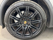 Porsche Cayenne 4.1 Cayenne V8 D S Tiptronic S Auto 4WD 5dr 31