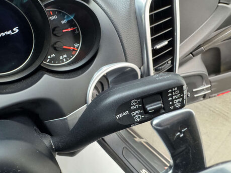 Porsche Cayenne 4.1 Cayenne V8 D S Tiptronic S Auto 4WD 5dr 79
