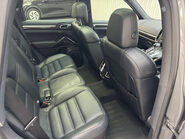 Porsche Cayenne 4.1 Cayenne V8 D S Tiptronic S Auto 4WD 5dr 61
