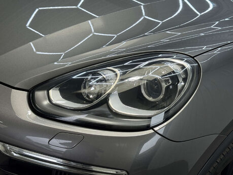 Porsche Cayenne 4.1 Cayenne V8 D S Tiptronic S Auto 4WD 5dr 29