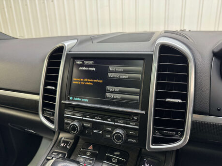 Porsche Cayenne 4.1 Cayenne V8 D S Tiptronic S Auto 4WD 5dr 89