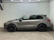 Porsche Cayenne 4.1 Cayenne V8 D S Tiptronic S Auto 4WD 5dr 16