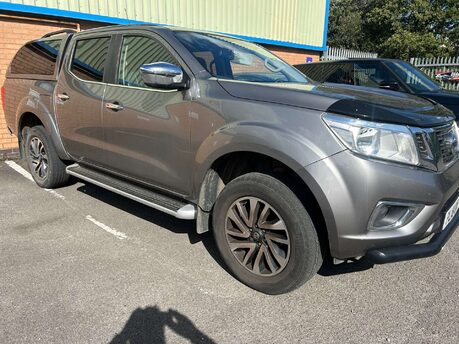 Nissan Navara 2.3 Navara Acenta+ dCi Auto 4WD 5dr 13
