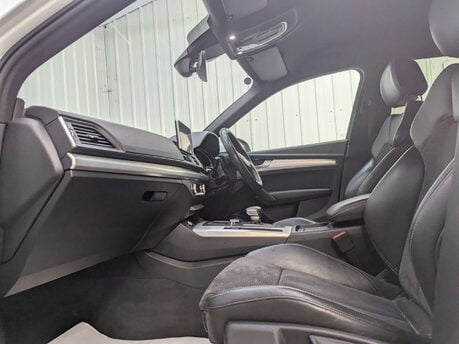 Audi Q5 2.0 Q5 S Line TDI Quattro Semi-Auto 4WD 5dr 44