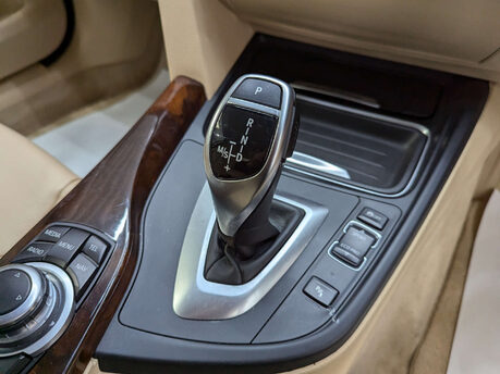 BMW 4 Series 2.0 420d xDrive SE Auto 4WD 2dr 84