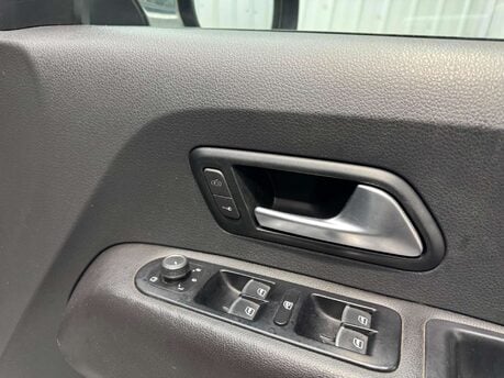 Volkswagen Amarok Amarok 3.0 TDI V6 BlueMotion Tech Highline Auto 4Motion Euro 6 (s/s) 4dr 67