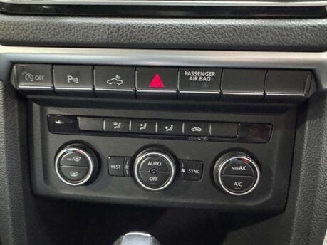 Volkswagen Amarok Amarok 3.0 TDI V6 BlueMotion Tech Highline Auto 4Motion Euro 6 (s/s) 4dr 78