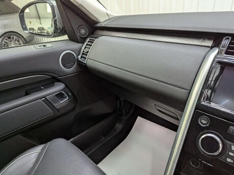 Land Rover Discovery 2.0 Discovery HSE SD4 Auto 4WD 5dr 96