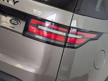 Land Rover Discovery 2.0 Discovery HSE SD4 Auto 4WD 5dr 43