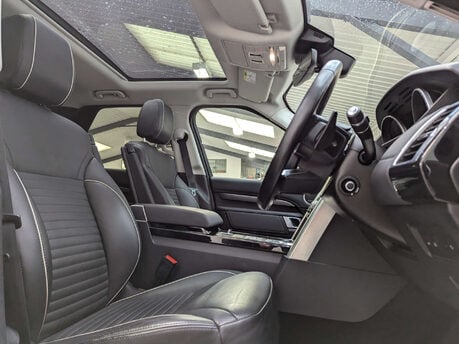 Land Rover Discovery 2.0 Discovery HSE SD4 Auto 4WD 5dr 52