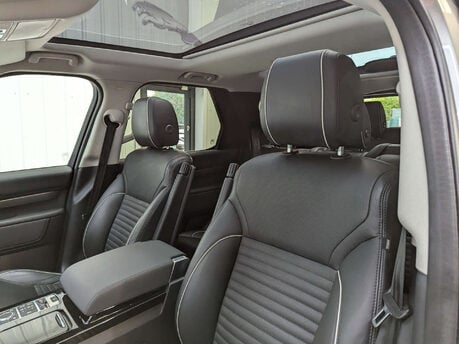 Land Rover Discovery 2.0 Discovery HSE SD4 Auto 4WD 5dr 57