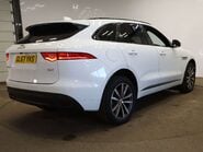 Jaguar F-Pace 2.0 F-PACE R-Sport AWD D Auto 4WD 5dr 9