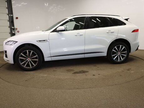 Jaguar F-Pace 2.0 F-PACE R-Sport AWD D Auto 4WD 5dr 17