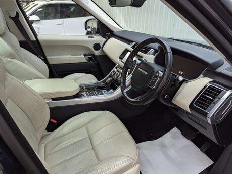 Land Rover Range Rover Sport 3.0 Range Rover Sport HSE SDV6 Auto 4WD 5dr 51