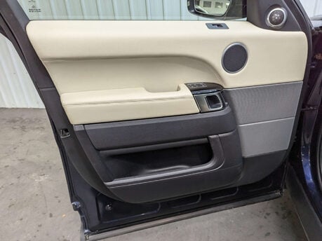 Land Rover Range Rover Sport 3.0 Range Rover Sport HSE SDV6 Auto 4WD 5dr 61