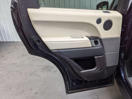 Land Rover Range Rover Sport 3.0 Range Rover Sport HSE SDV6 Auto 4WD 5dr 73