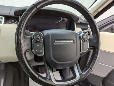 Land Rover Range Rover Sport 3.0 Range Rover Sport HSE SDV6 Auto 4WD 5dr 82