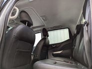 Nissan Navara 2.3 Navara Tekna dCi 4WD 5dr 63