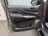 Nissan Navara 2.3 Navara Tekna dCi 4WD 5dr 55