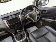 Nissan Navara 2.3 Navara Tekna dCi 4WD 5dr 44