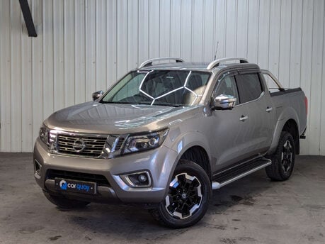 Nissan Navara 2.3 Navara Tekna dCi 4WD 5dr 7