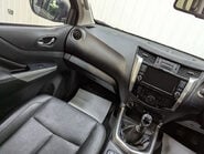 Nissan Navara 2.3 Navara Tekna dCi 4WD 5dr 43