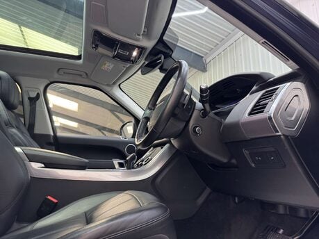 Land Rover Range Rover Sport 3.0 Range Rover Sport HSE Auto 4WD 5dr 51