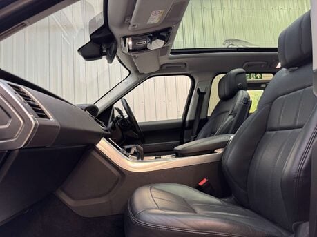 Land Rover Range Rover Sport 3.0 Range Rover Sport HSE Auto 4WD 5dr 59