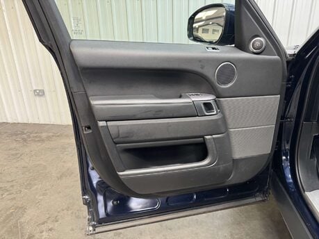 Land Rover Range Rover Sport 3.0 Range Rover Sport HSE Auto 4WD 5dr 60