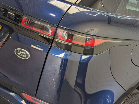 Land Rover Range Rover Evoque 1.5 Range Rover Evoque R-Dynamic S P300e Auto 4WD 5dr 39