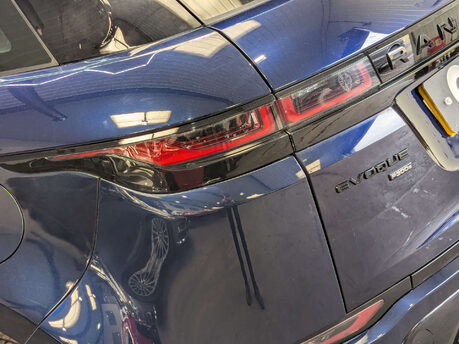 Land Rover Range Rover Evoque 1.5 Range Rover Evoque R-Dynamic S P300e Auto 4WD 5dr 38