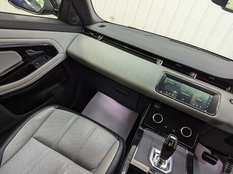Land Rover Range Rover Evoque 1.5 Range Rover Evoque R-Dynamic S P300e Auto 4WD 5dr 44