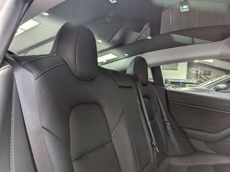 Tesla Model 3 Model 3 Standard-Range + 4dr 61