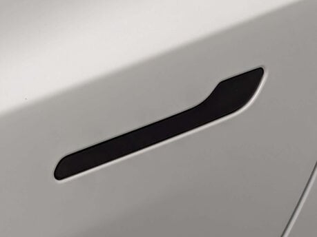 Tesla Model 3 Model 3 Standard-Range + 4dr 31