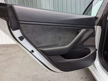 Tesla Model 3 Model 3 Standard-Range + 4dr 69