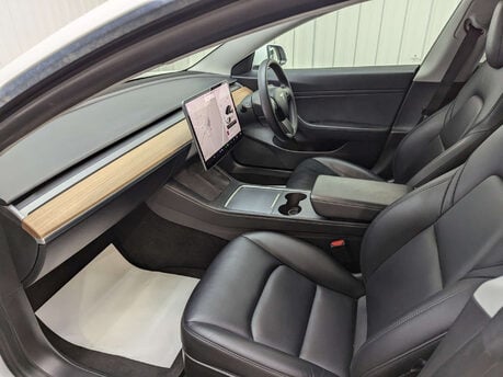 Tesla Model 3 Model 3 Standard-Range + 4dr 53