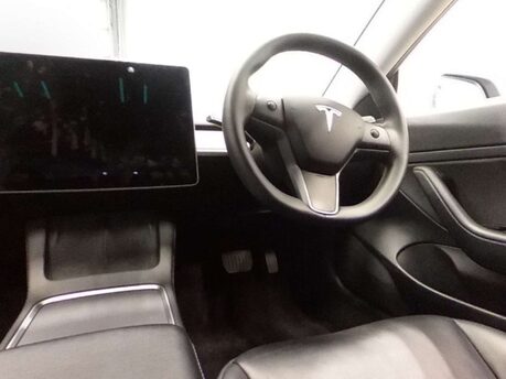 Tesla Model 3 Model 3 Standard-Range + 4dr 3