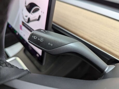 Tesla Model 3 Model 3 Standard-Range + 4dr 70