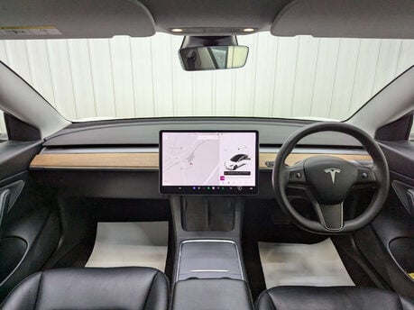 Tesla Model 3 Model 3 Standard-Range + 4dr 2