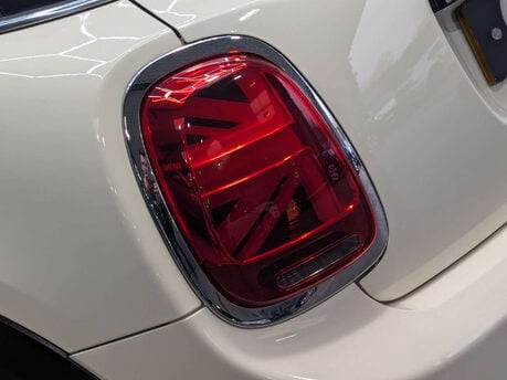 Mini Hatch 1.5 Cooper Classic 5dr 41