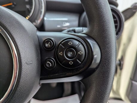 Mini Hatch 1.5 Cooper Classic 5dr 75