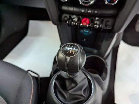 Mini Hatch 1.5 Cooper Classic 5dr 92